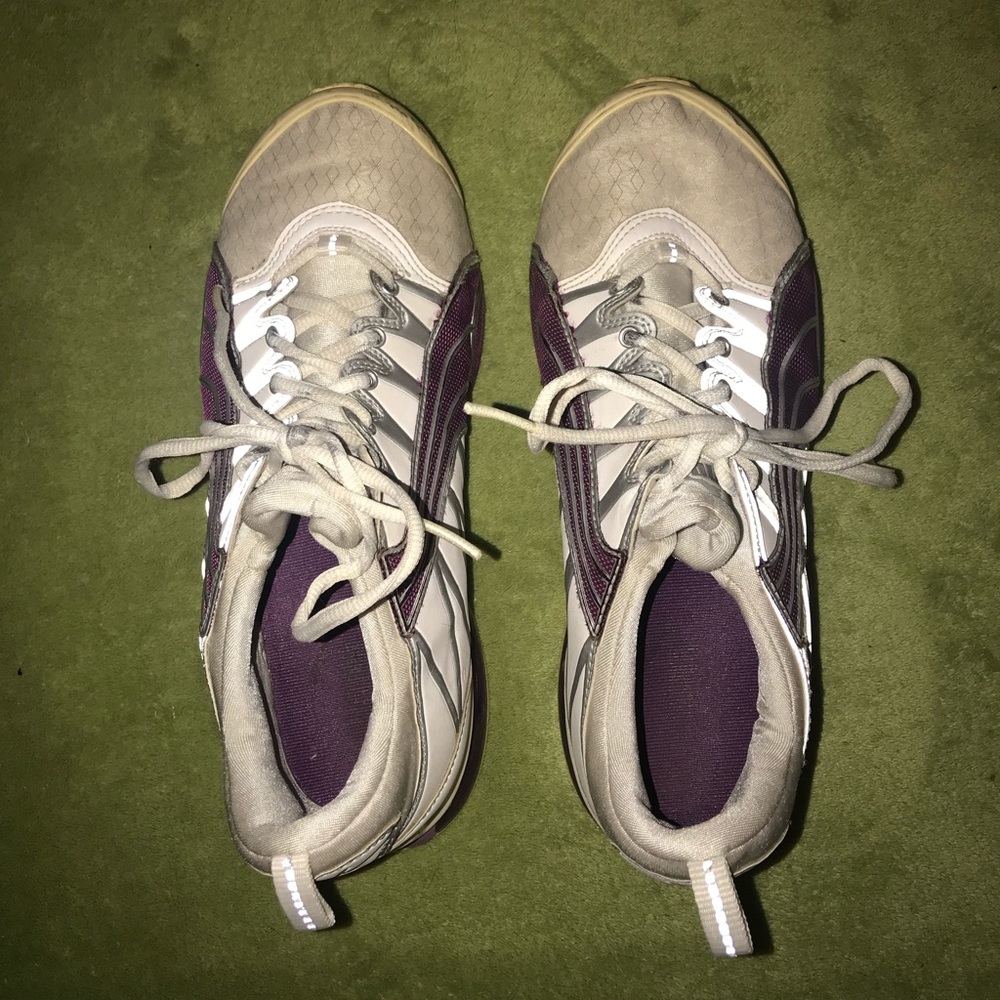 puma womens 7.5 sneakers